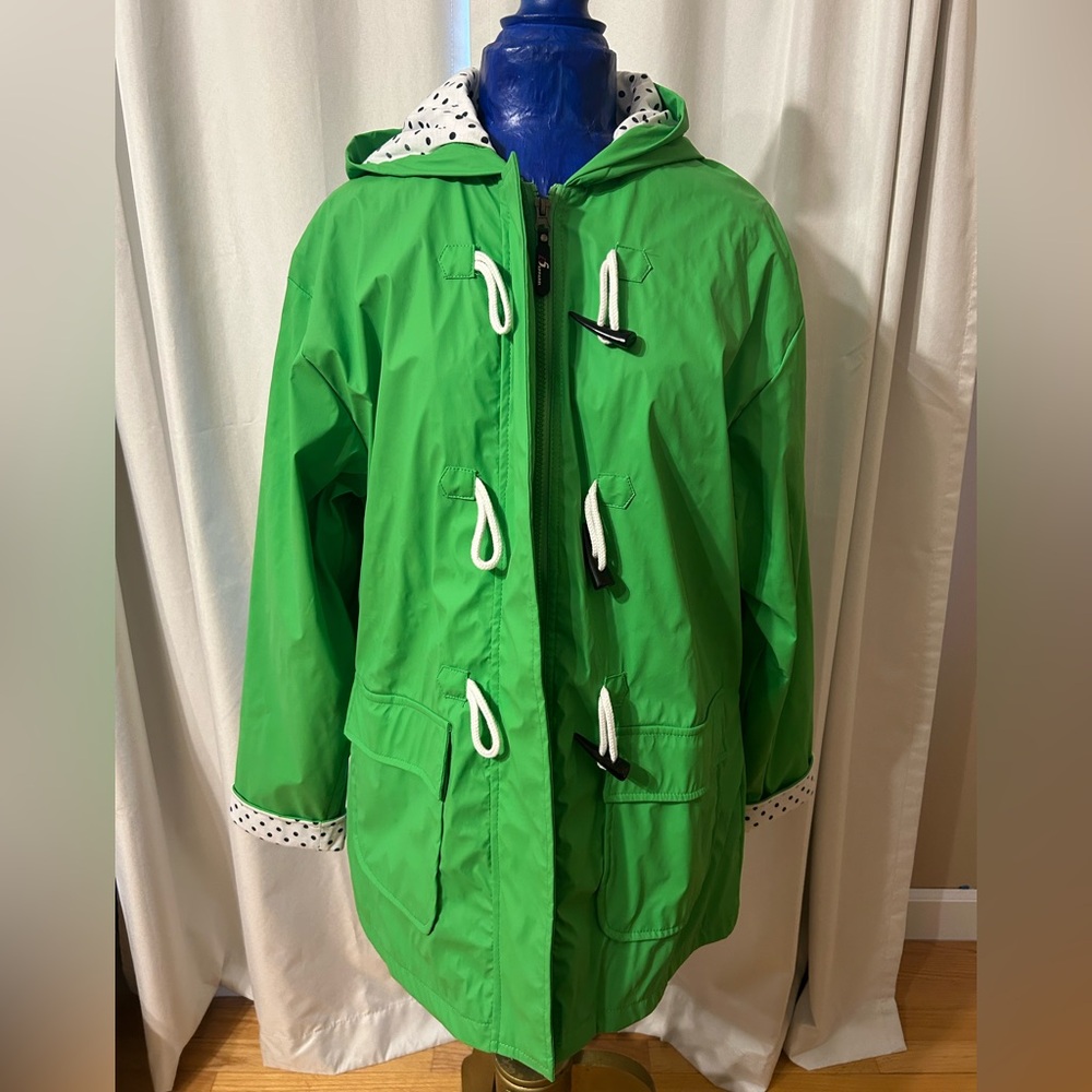 Women’s Green RainJacket with Polka Dot Lining XL